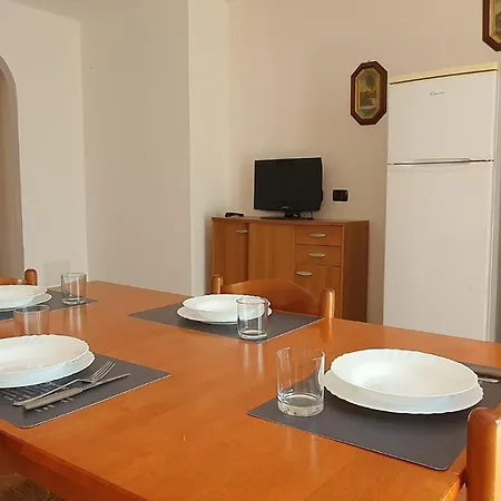 Welcomely - Torre Di Bari *