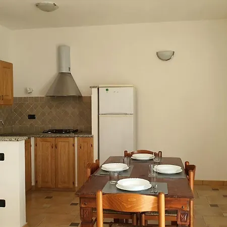 Welcomely - Torre Di Bari Apartmán